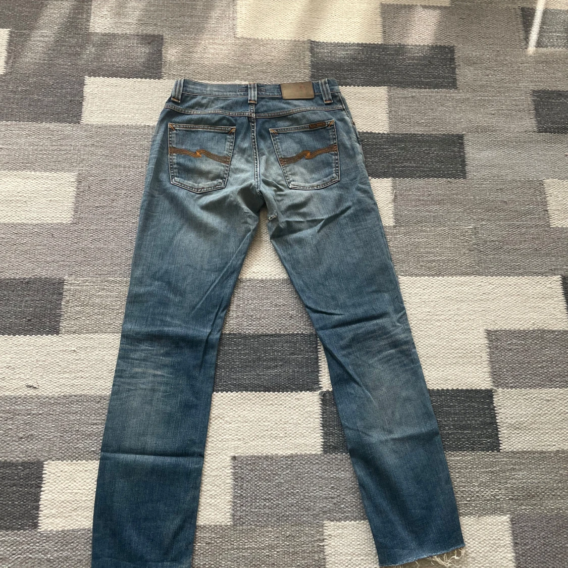 Blåa nudie jeans lean dean  - 1