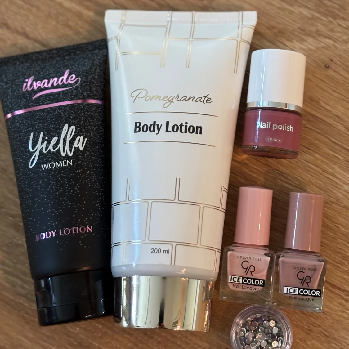 Nagellack-set med rosa toner