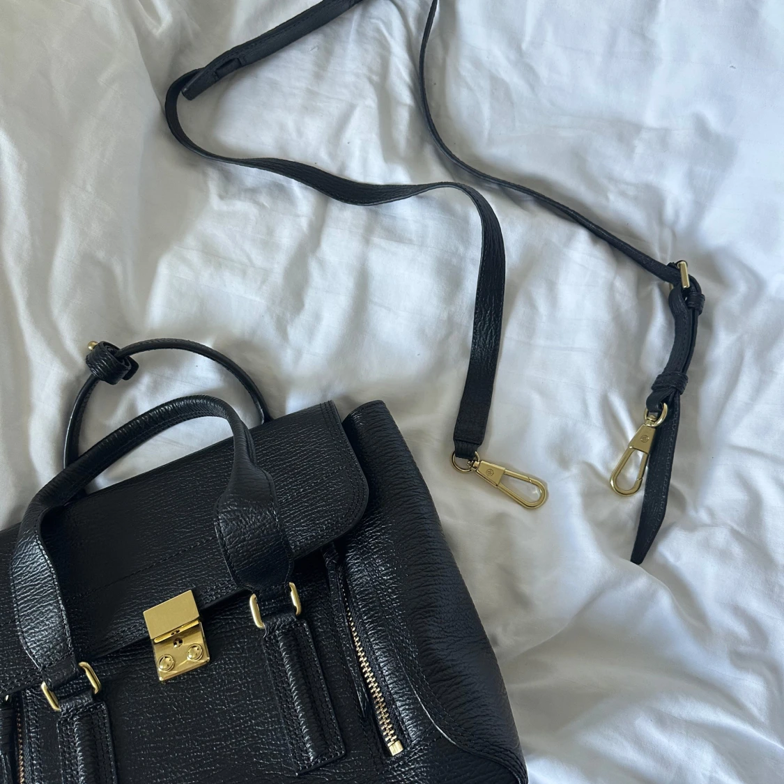 Svart väska från 3.1 Phillip Lim