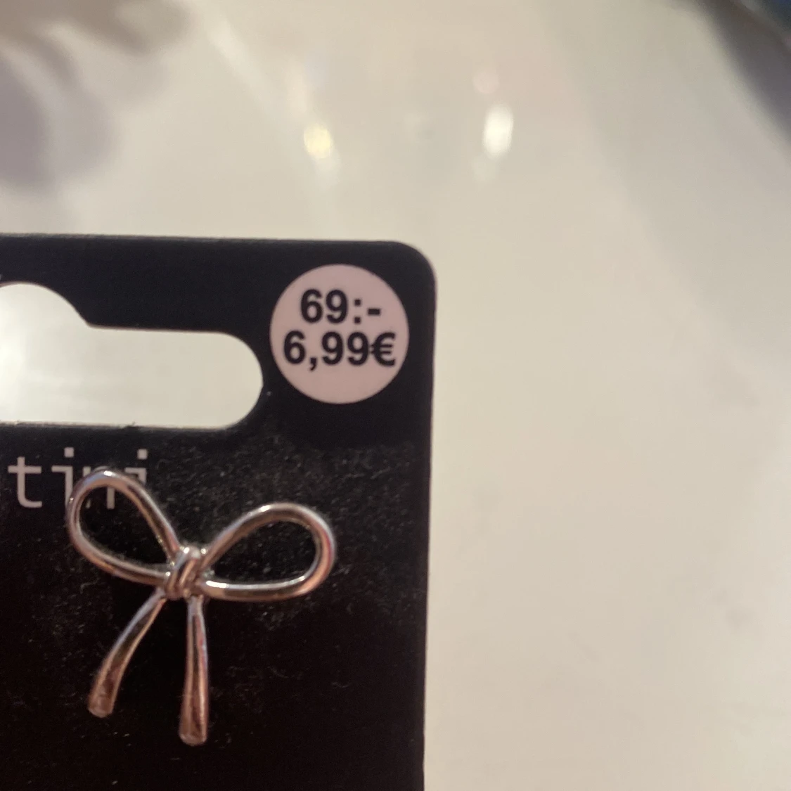 Silvriga rosettörhängen Ur & Penn - 2