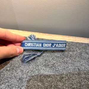 Dior armband - Mycket bra skick. 1 för 149. 2 för 200