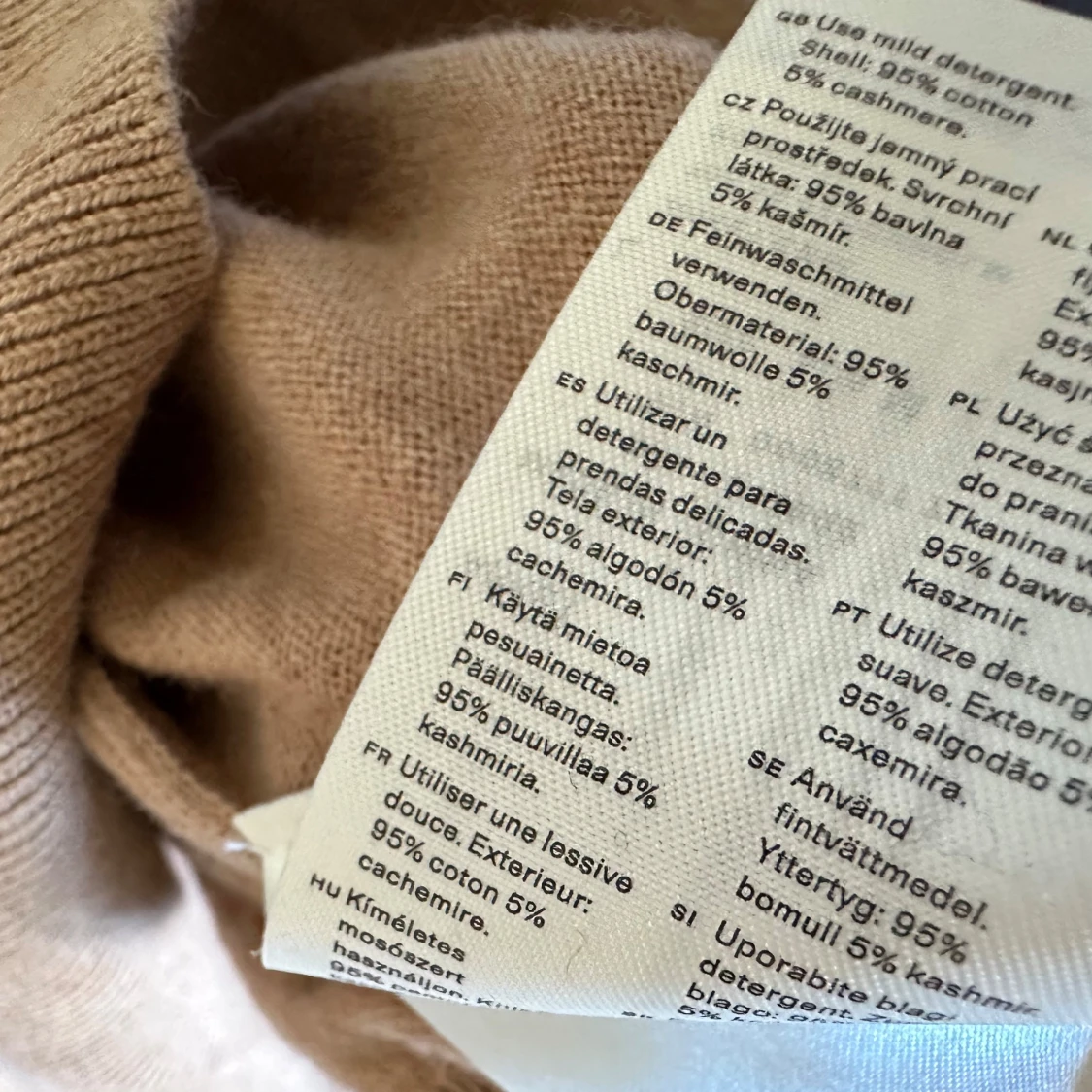 Beige stickad tröja från Arket - 4