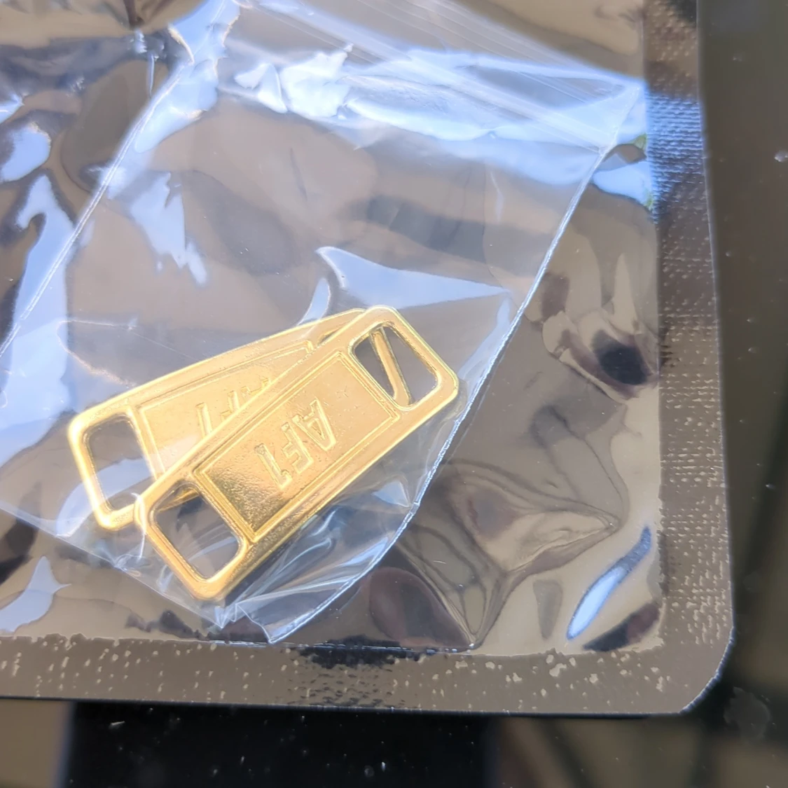  vita och röda skosnören med guld AF1 dubraes - 2