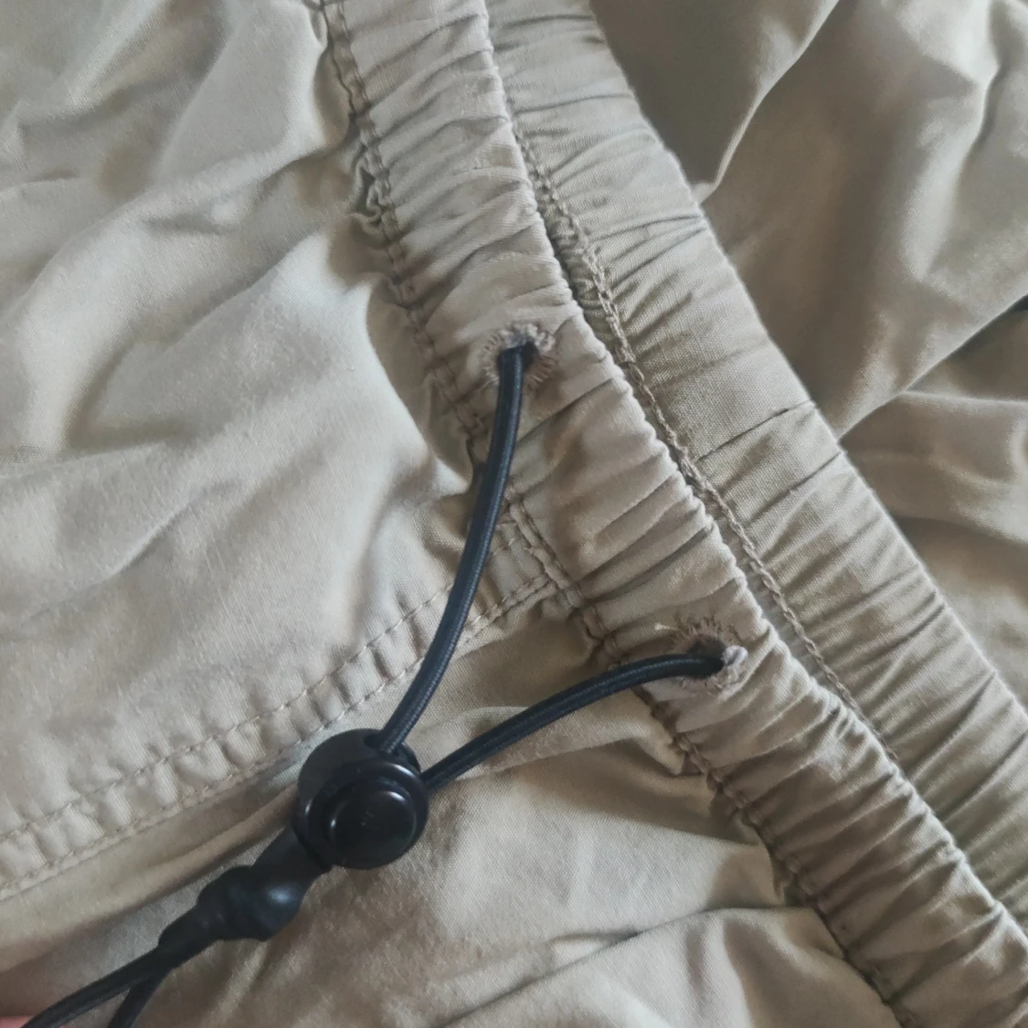 Beige cargopants från H&M Divided XXS - 3