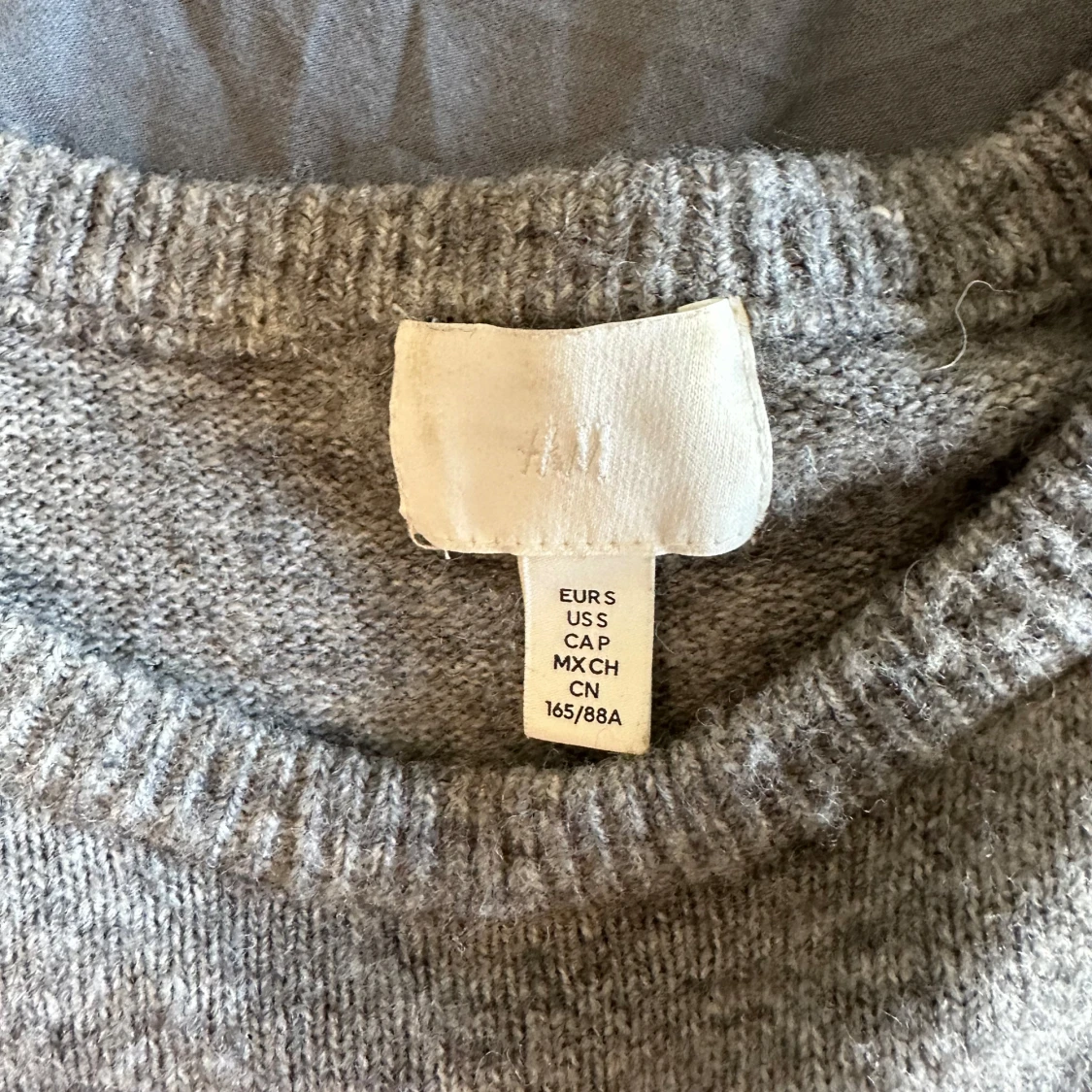 Grå stickad tröja från H&M - 2