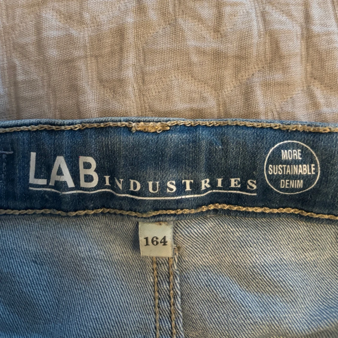 Blå bootcut jeans från LAB Industries - 1