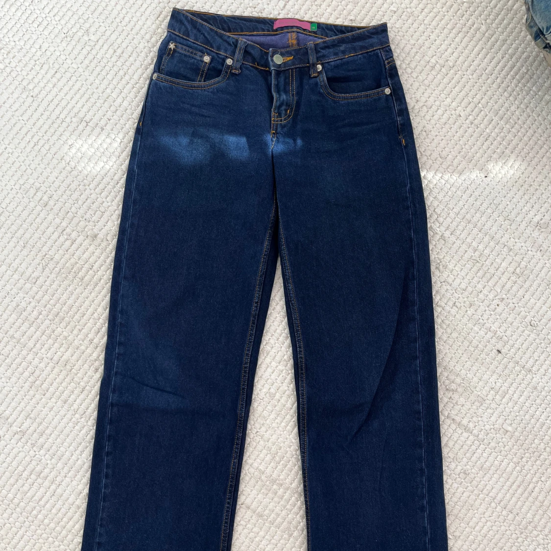 Mörkblå wide jeans med låg midja - 3