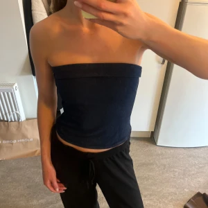 Jeans topp - Topp i jeans material. Aldrig använd men utan lapp! 