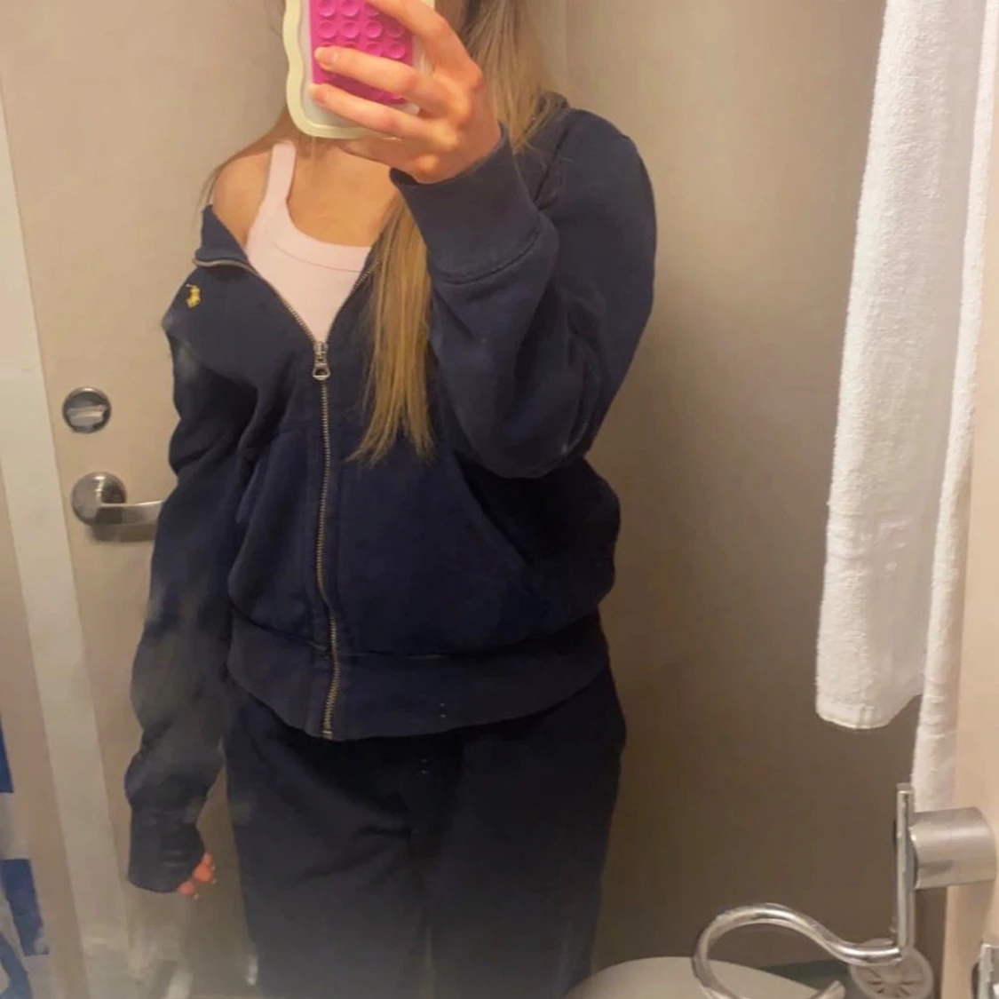 Mörkblått mjukisset från Ralph lauren och gina - 2