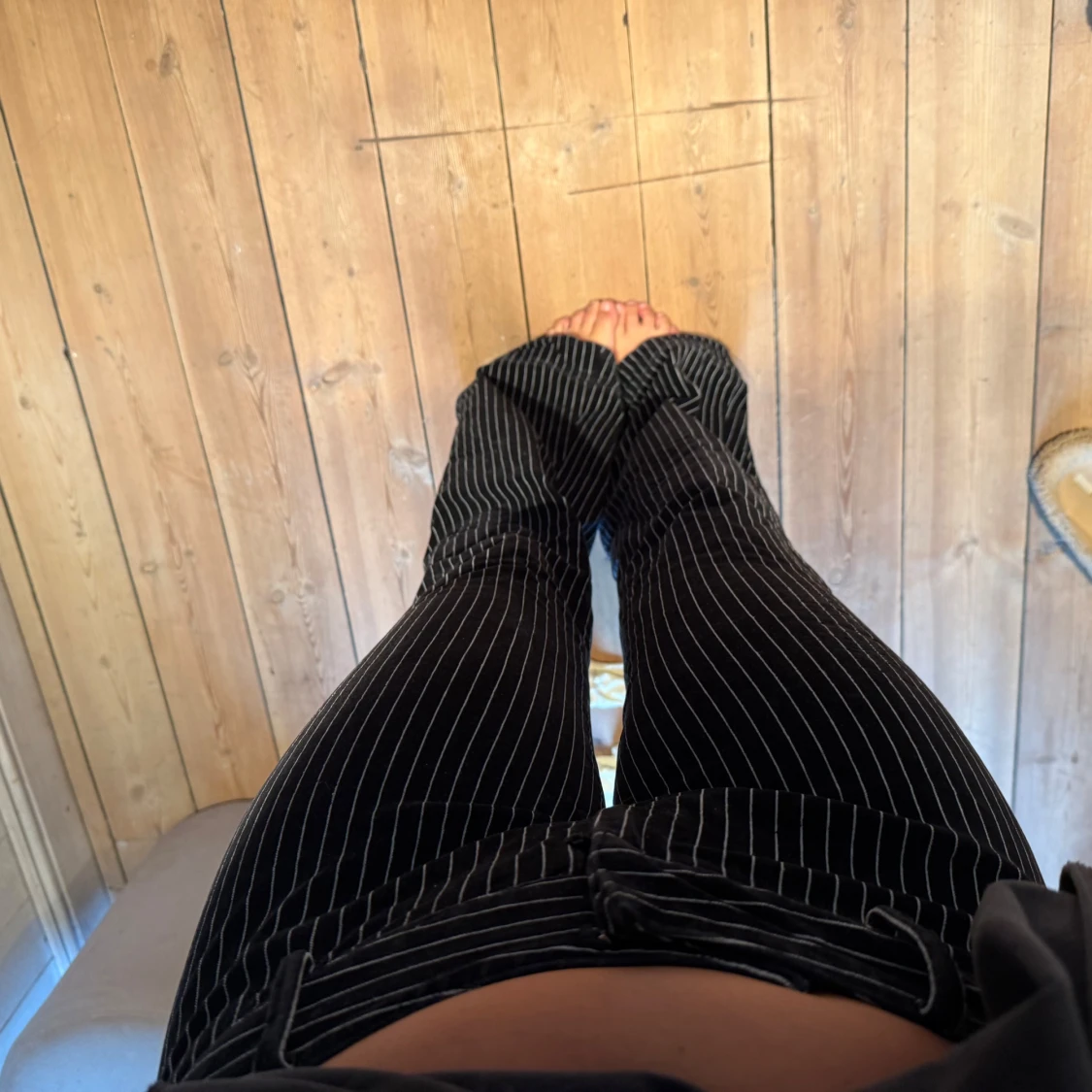 Svarta manchesterbyxor med vita ränder - 3