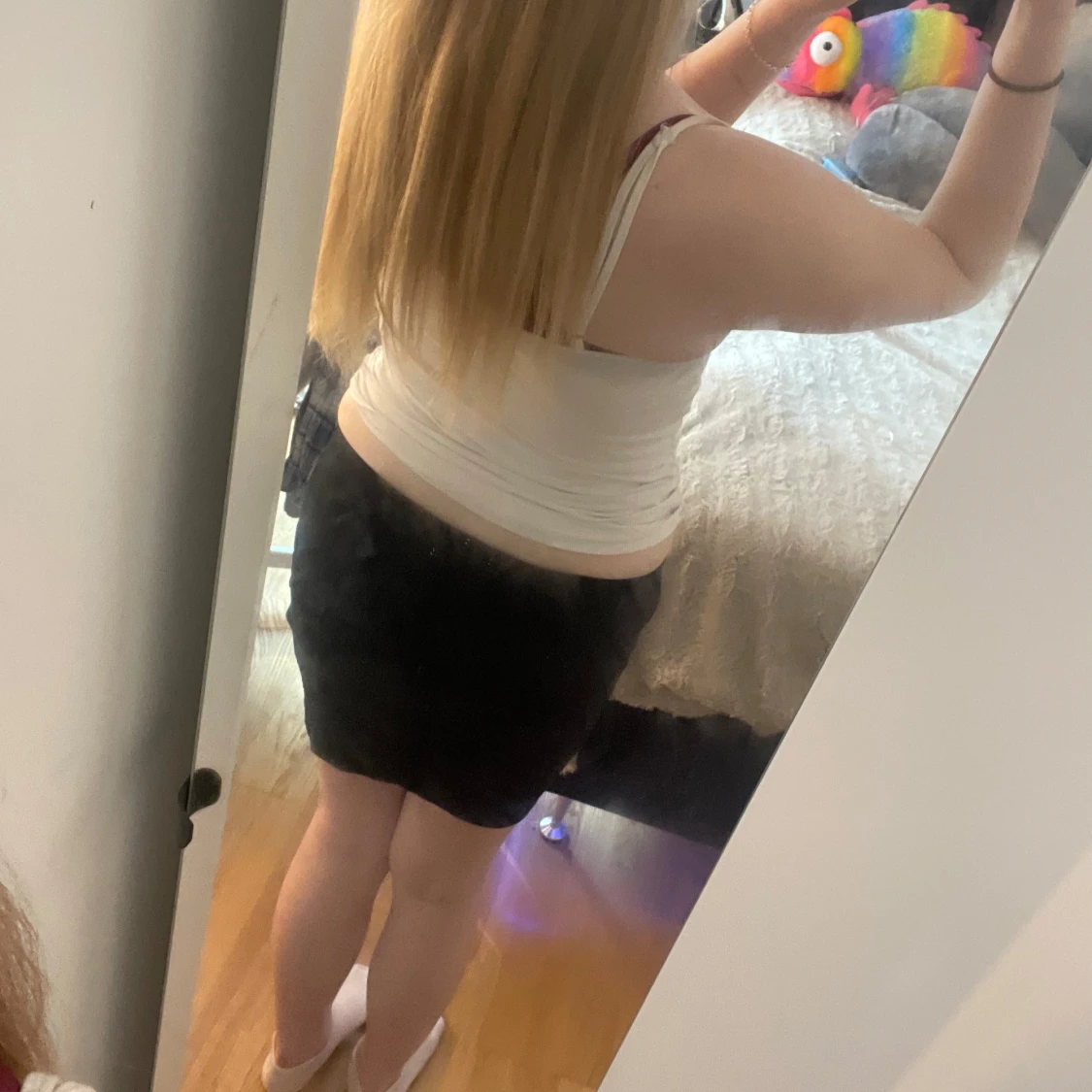 Svart manchesterkjol från Amisu - 1