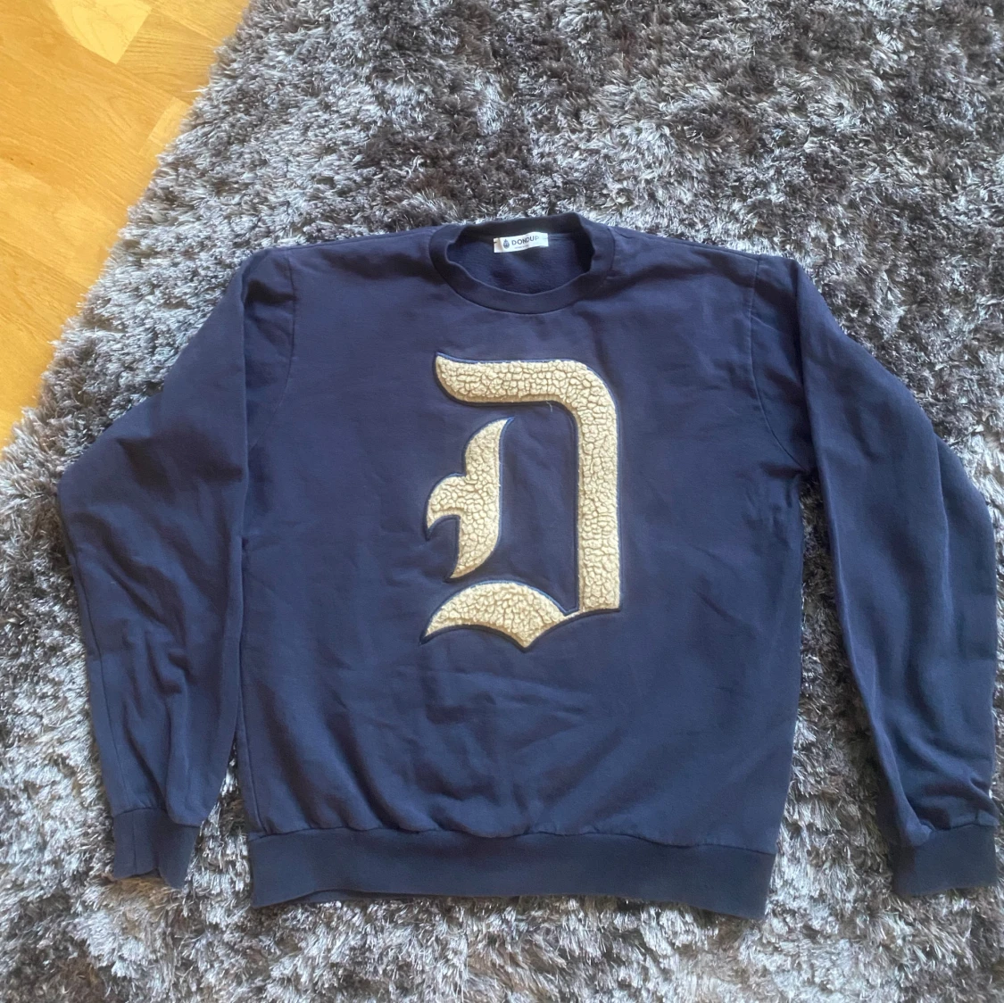 Mörkblå sweatshirt från Dondup