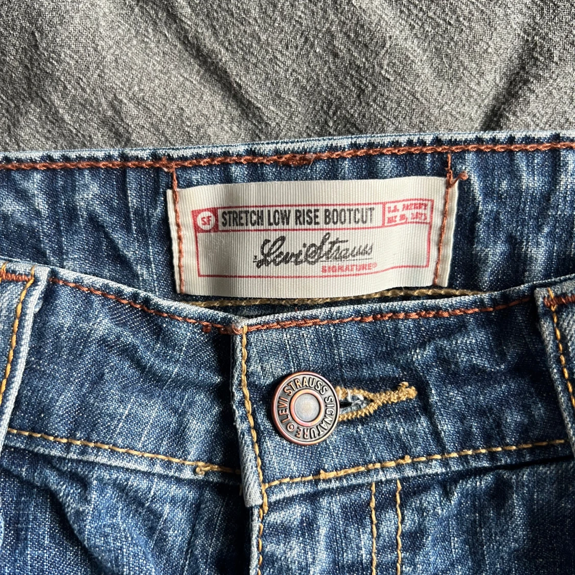 Levi's bootcut jeans low rise  - 1