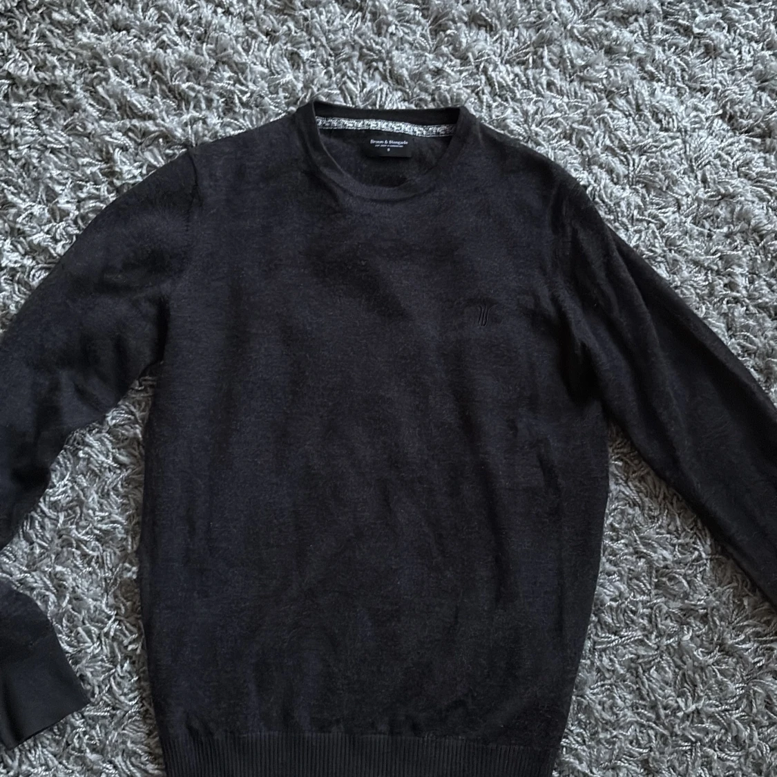 Svart stickad tröja Bruun & Stengade