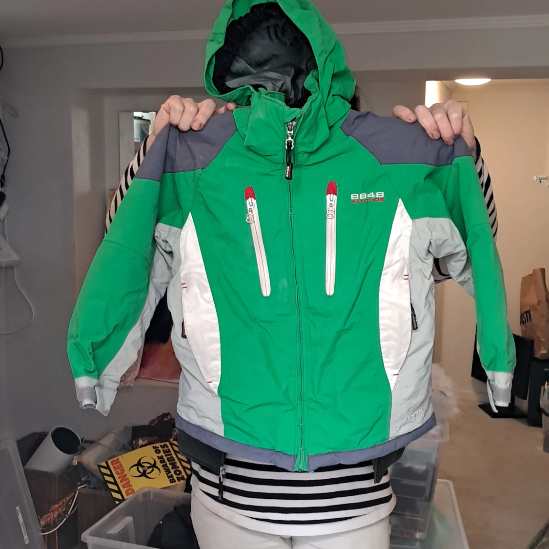 Grön skaljacka från 8848 Altitude