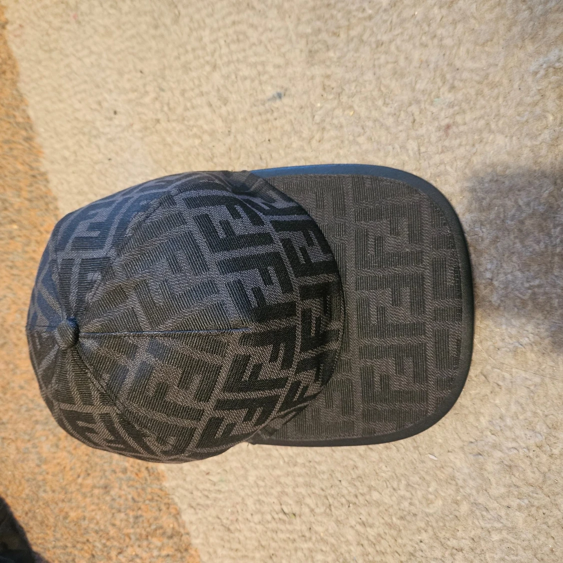 Fendi keps  - 2