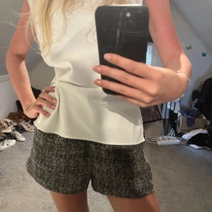 Mönstrade shorts  - Superfina shorts från monki💗 Åker på semester 12 juni så passa på att köpa innan dess!!!