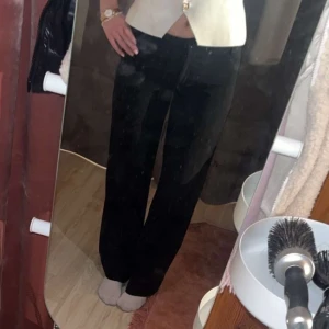 Lågmidjade kostymbyxor från Nelly  - Supersnygga lågmidjade kostymbyxor från Nelly💗 pris går att diskutera!💗 