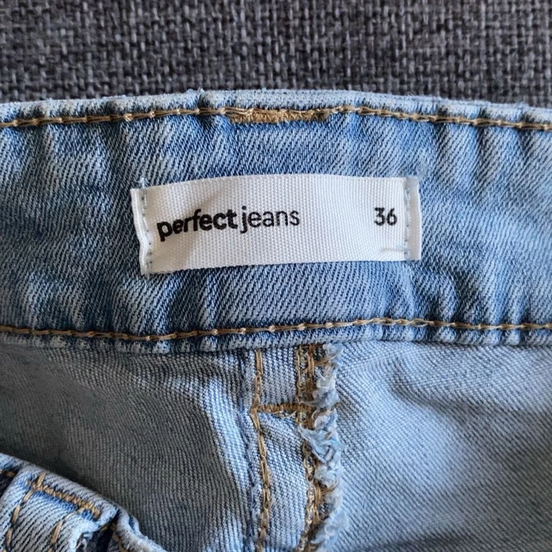 Ljusblå jeans från Perfect Jeans - 1