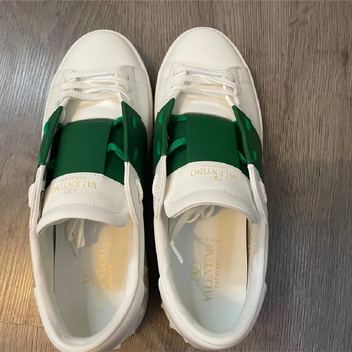 Valentino Garavani Open sneakers med grön detalj - 2