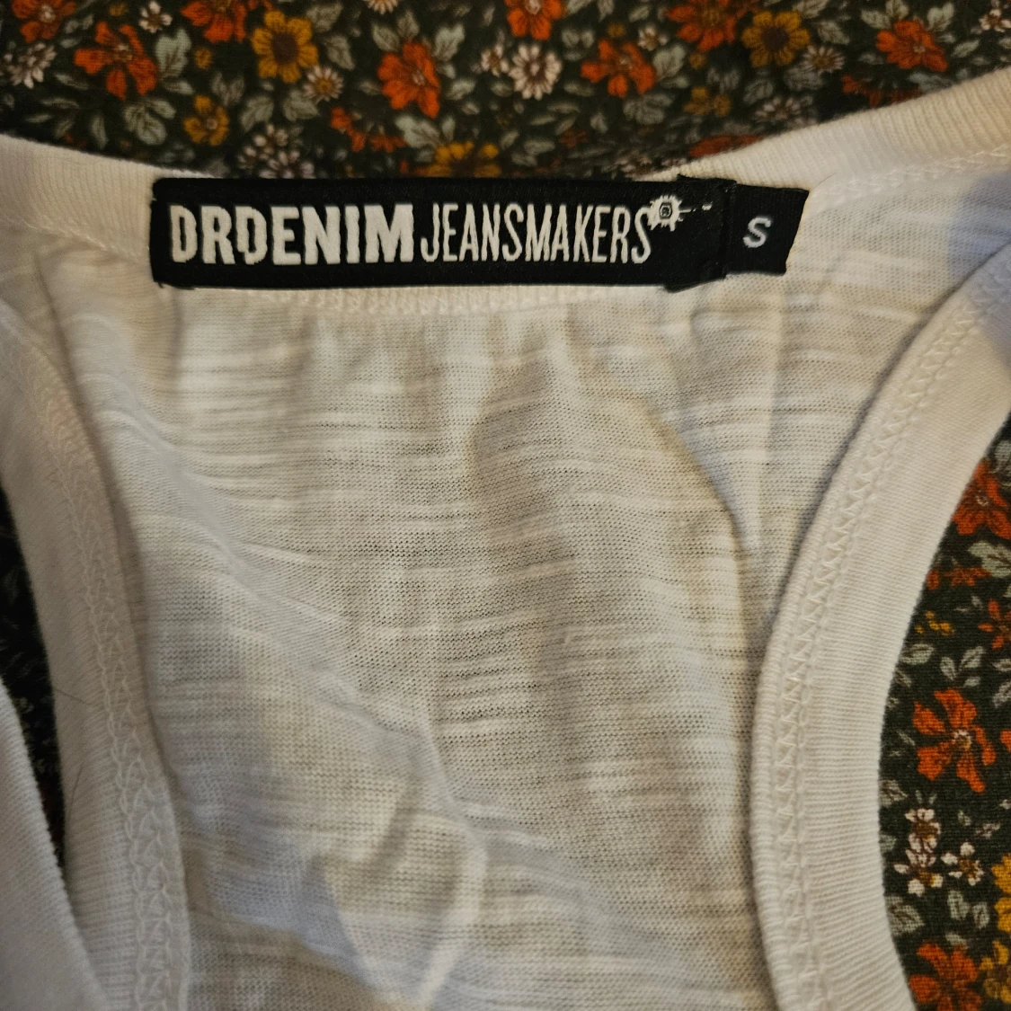 Vit linnetopp från Dr. Denim - 3