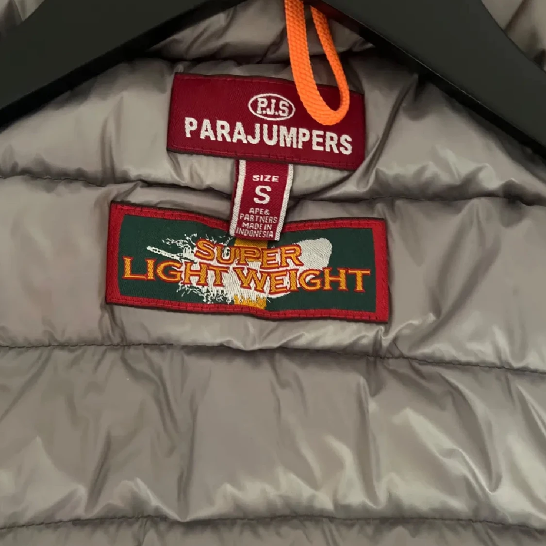 Svart dunväst från Parajumpers - 2