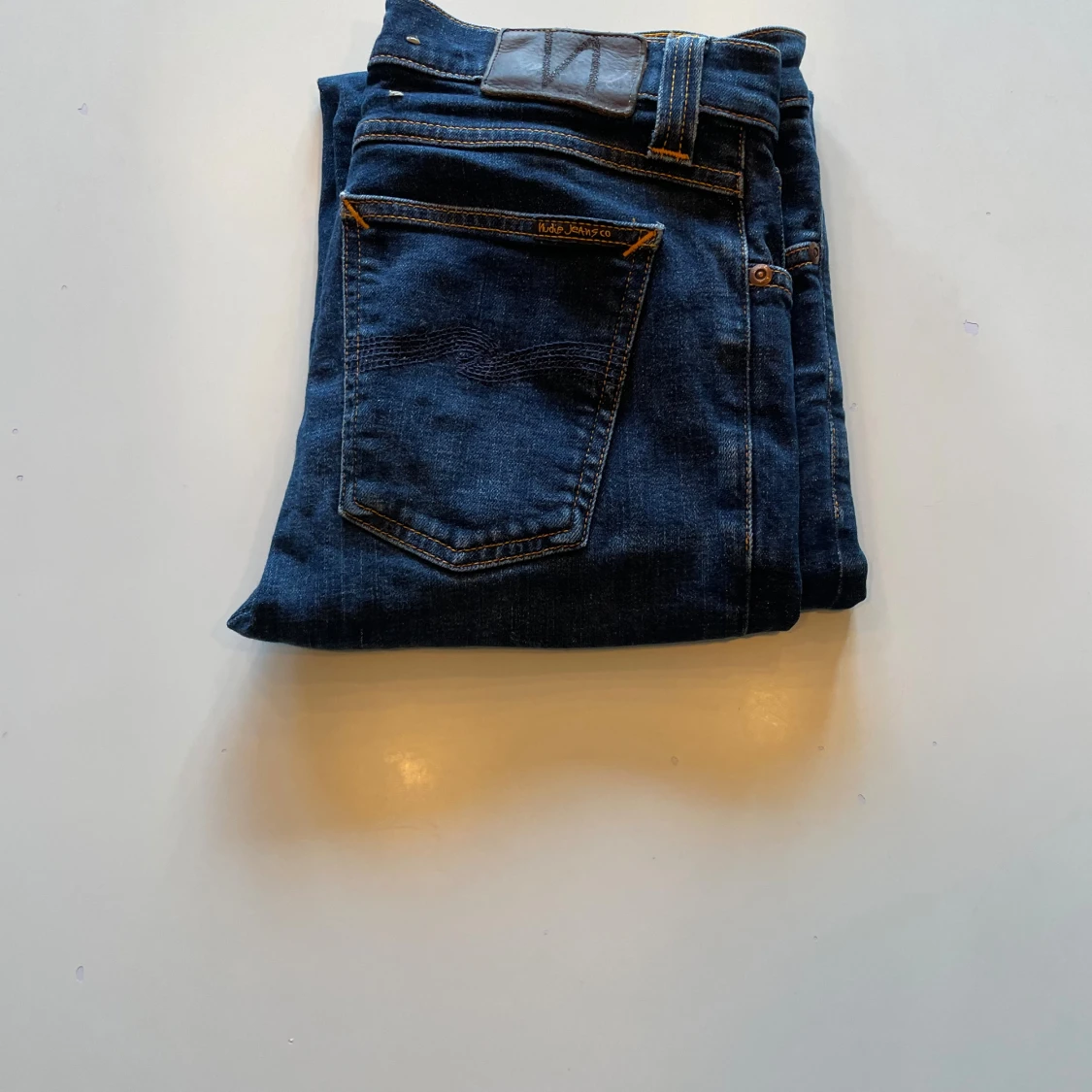 Mörkblå jeans från Nudie Jeans, W30 L32