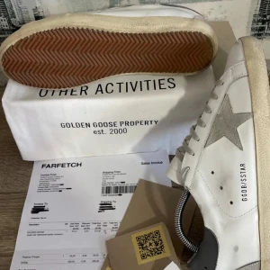 Golden Goose skor - Skick:  10/10.       Allt og medföljer även kvitto.       Skickas samma dag 