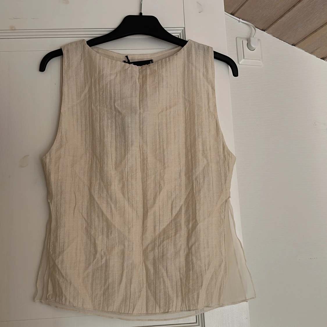 Beige topp 