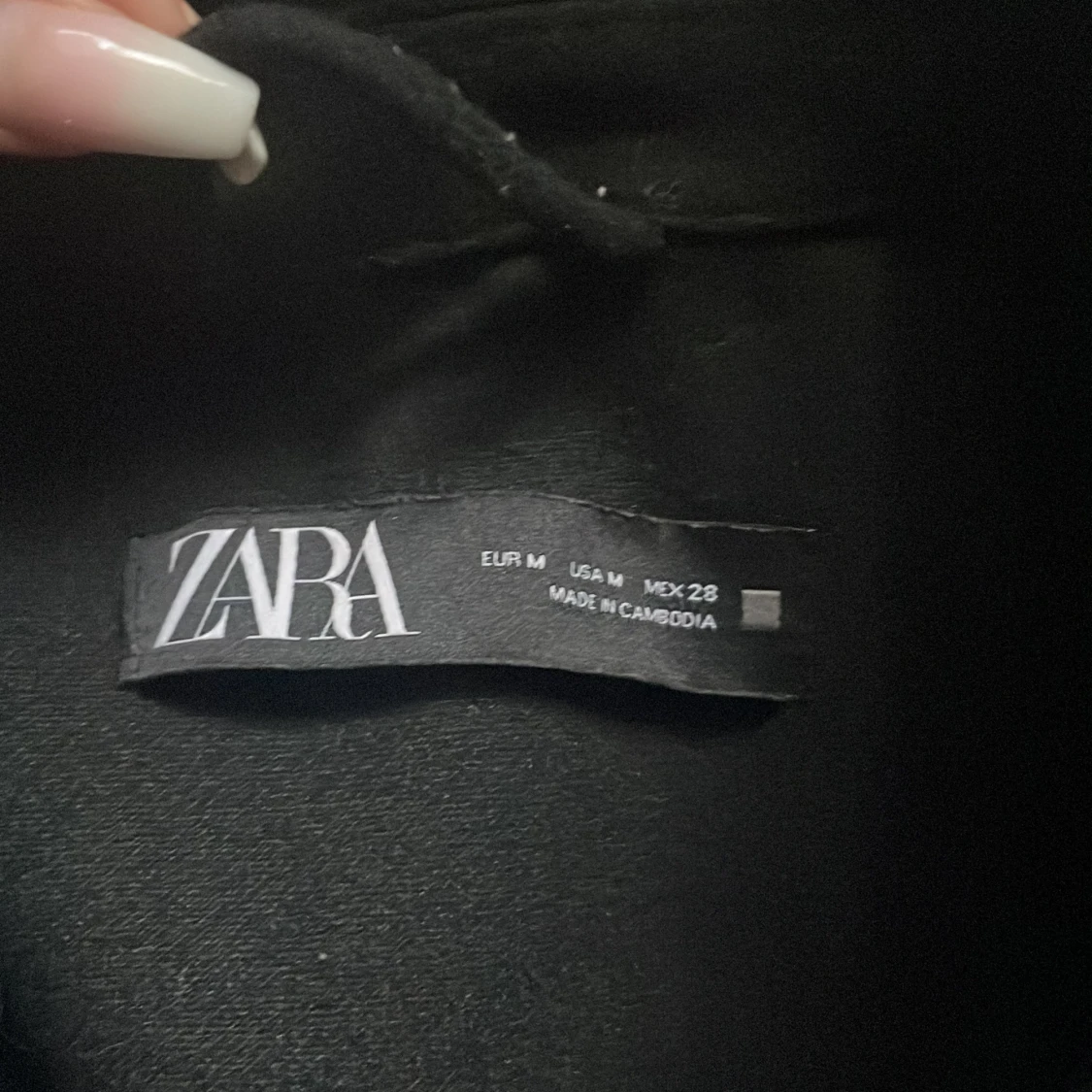 Svart kort kappa från Zara - 2