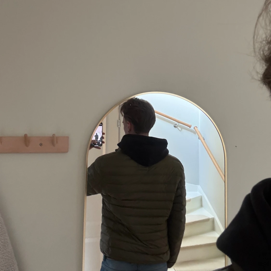 Olivgrön pufferjacka från Colmar - 2