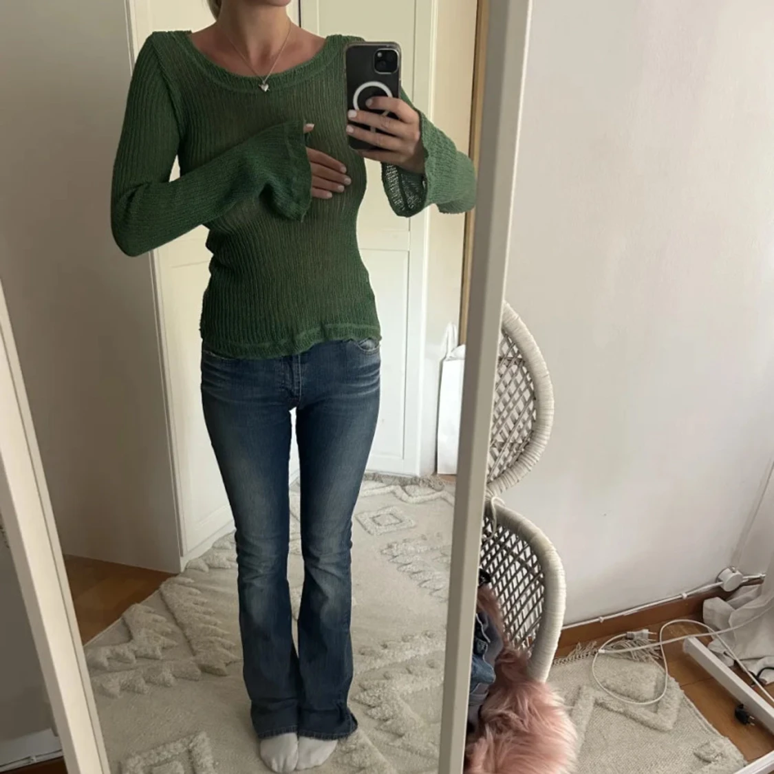 Grön ribbad stickad tröja - 1
