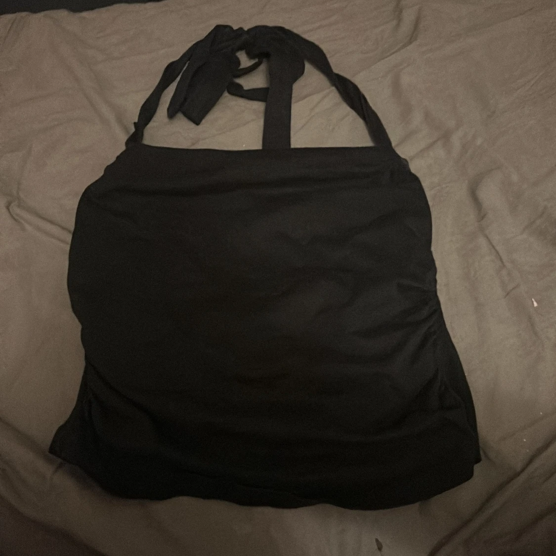 Svart halterneck linne från SHEIN