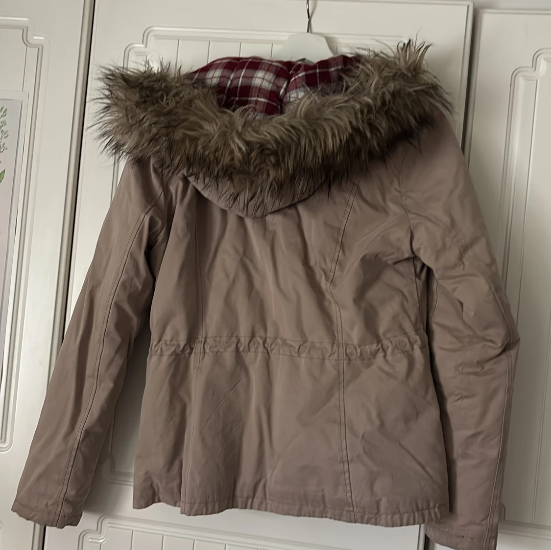 Beige parkajacka från Hollister  - 2