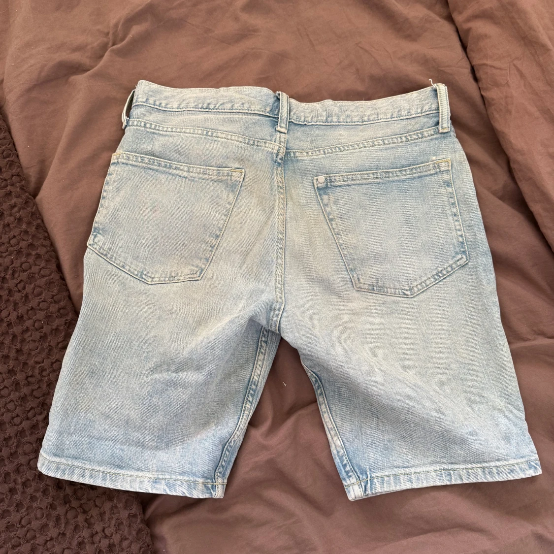 Ljusblå jeansshorts slim fit HM storlek S - 1