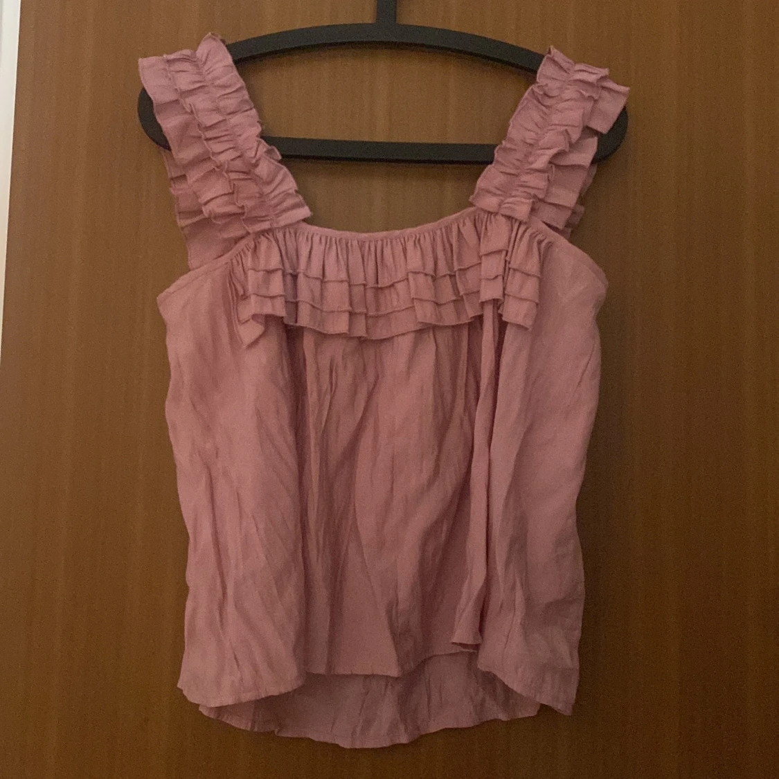 Rosa volangtopp från Vero Moda - 1