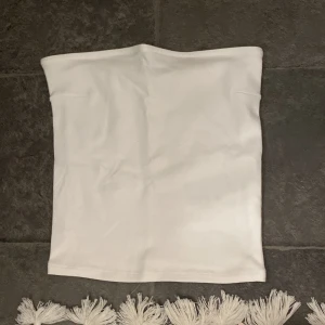 Vit tubtopp  - Aldrig använd 