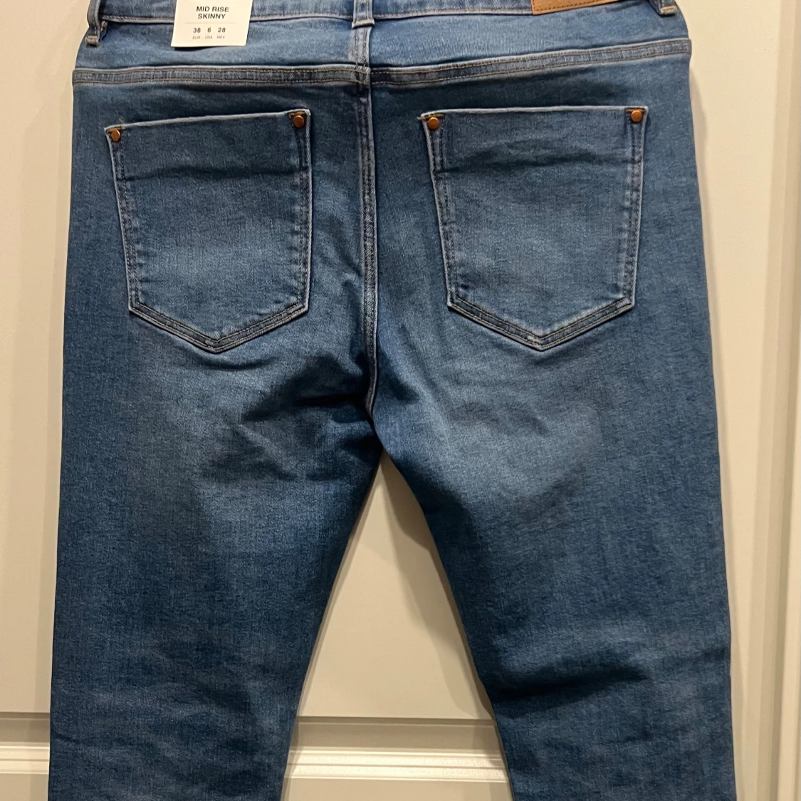 Blå skinny jeans från Zara, midwaist - 1