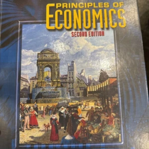 Principles of Economics (Second Edition) - Utforska grunderna i ekonomi med denna populära kursbok! Perfekt för dig som vill förstå hur samhället fungerar, marknader, pengar och beslut. En tydlig och engagerande guide för unga vuxna som vill få koll på ekonomi.