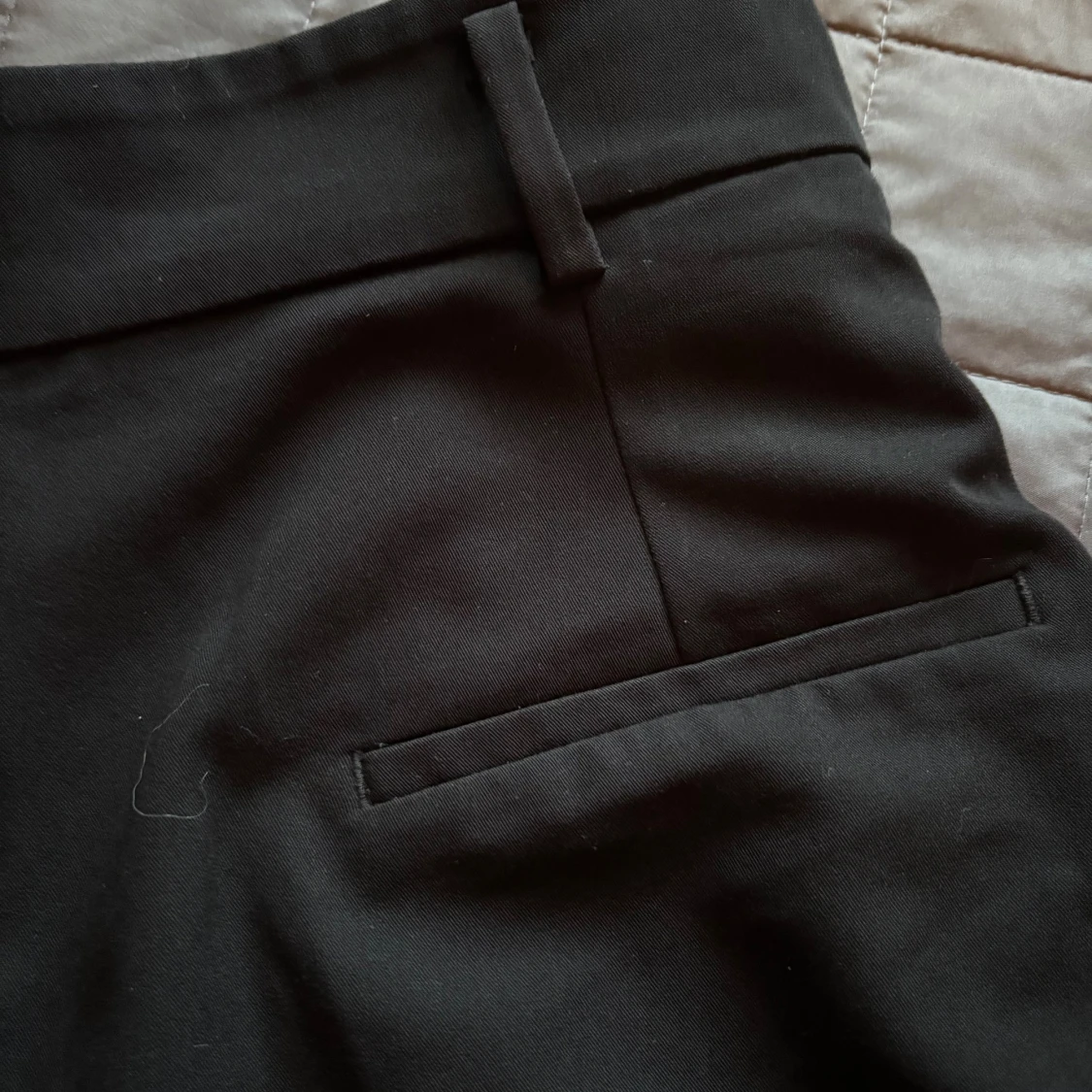 Svarta kostymbyxor i storlek 42 - 3