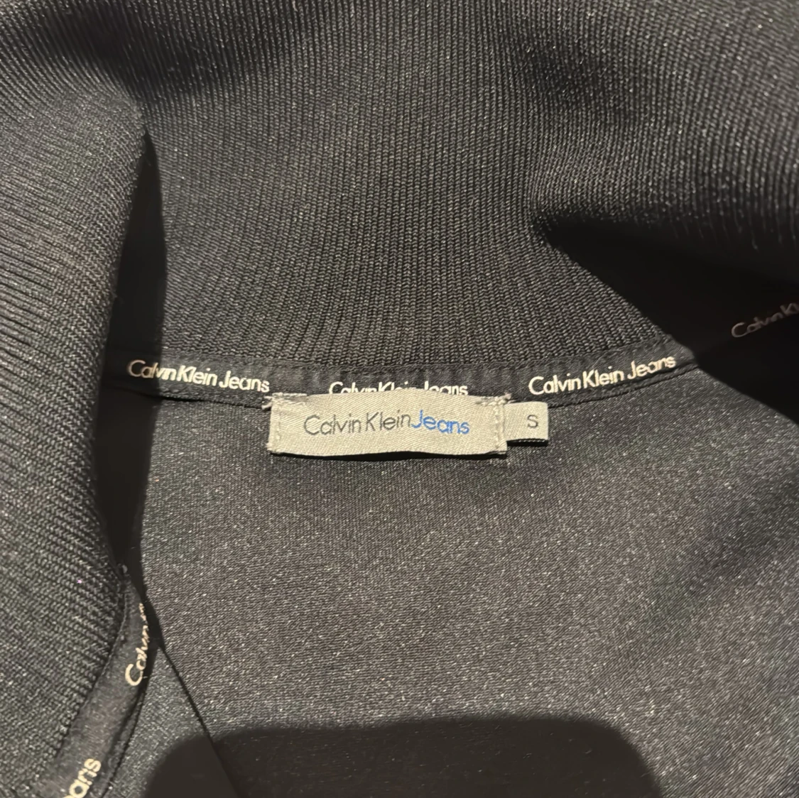 Svart Calvin Klein half zip sweatshirt - 4