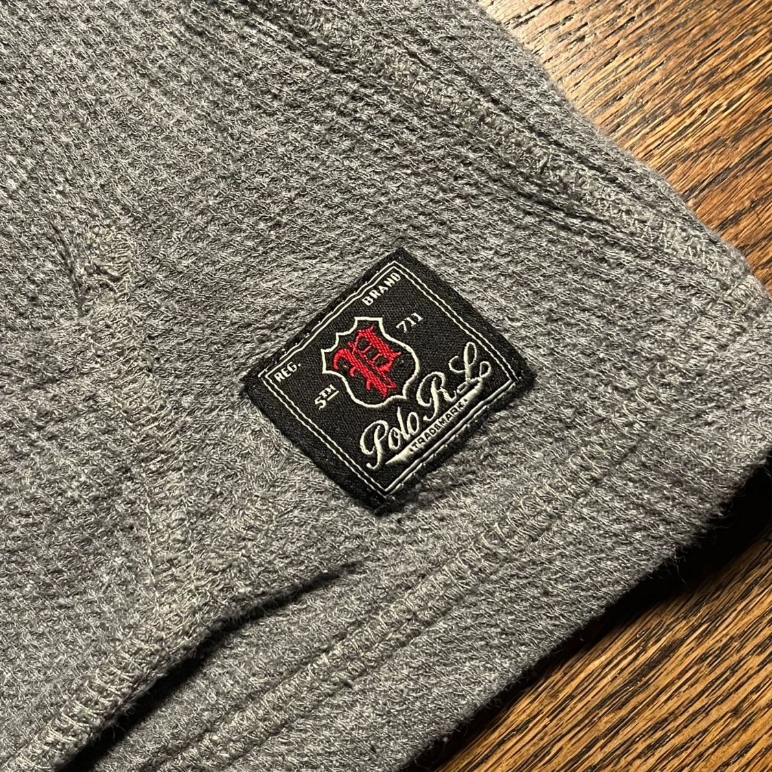 Grå hoodie från Polo Ralph Lauren - 1