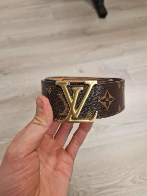 Brun-guld bälte - 110cm