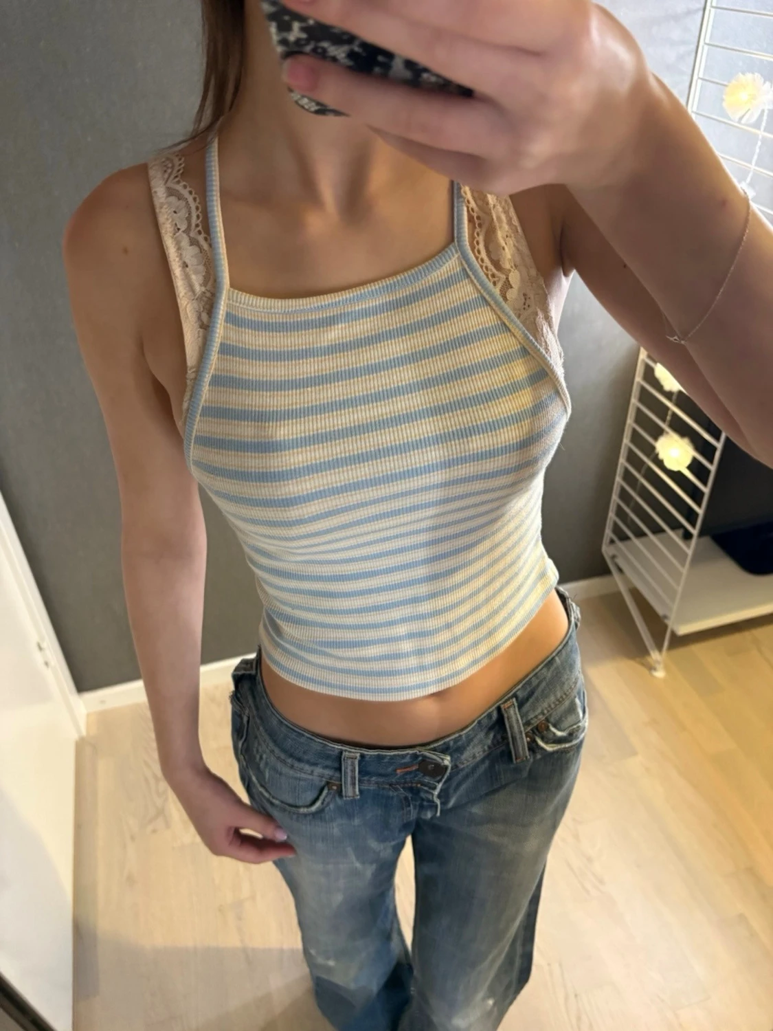 Dam randig ribbad linnetopp i pastell