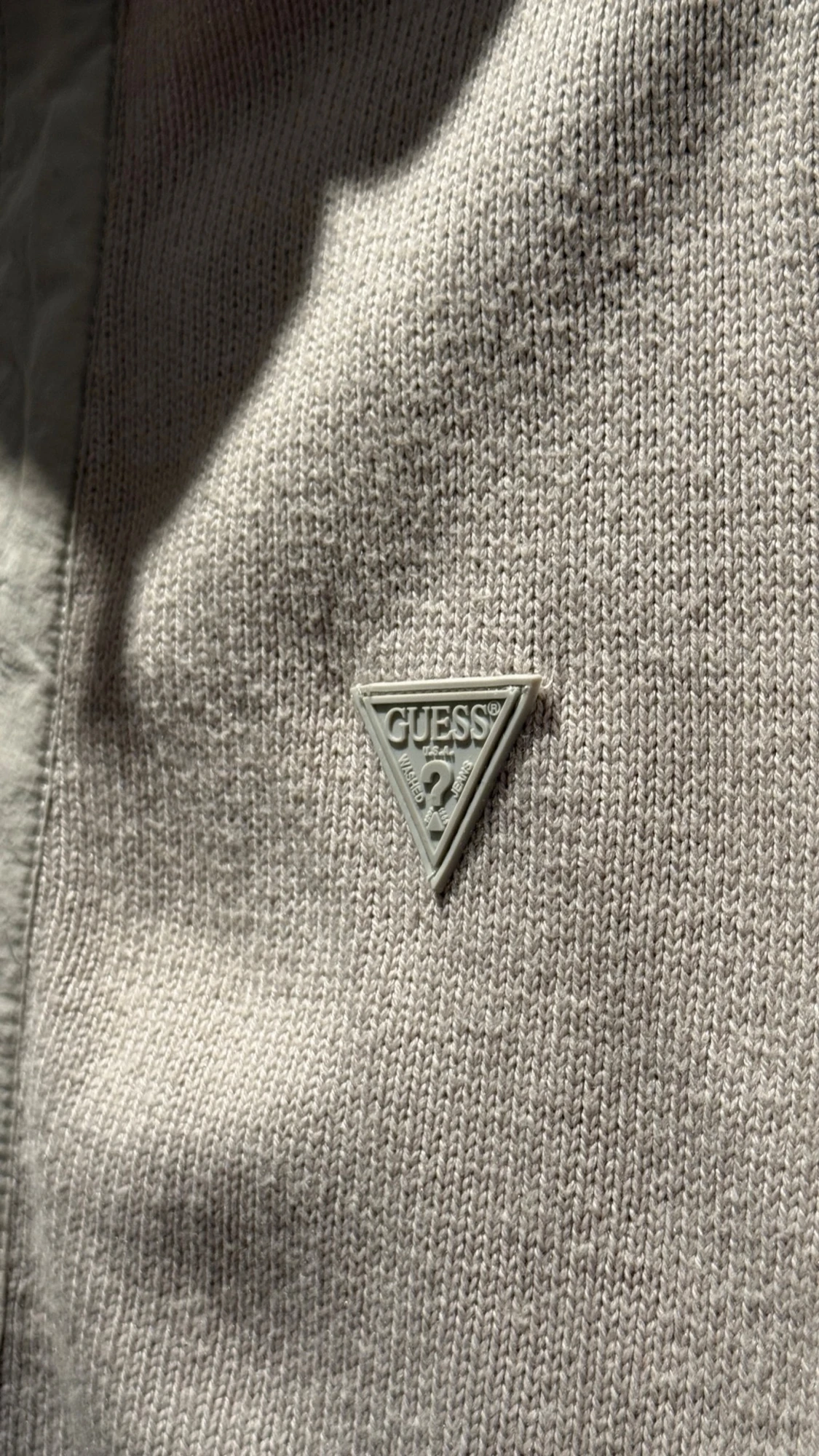 Beige hoodiejacka från Guess - 1