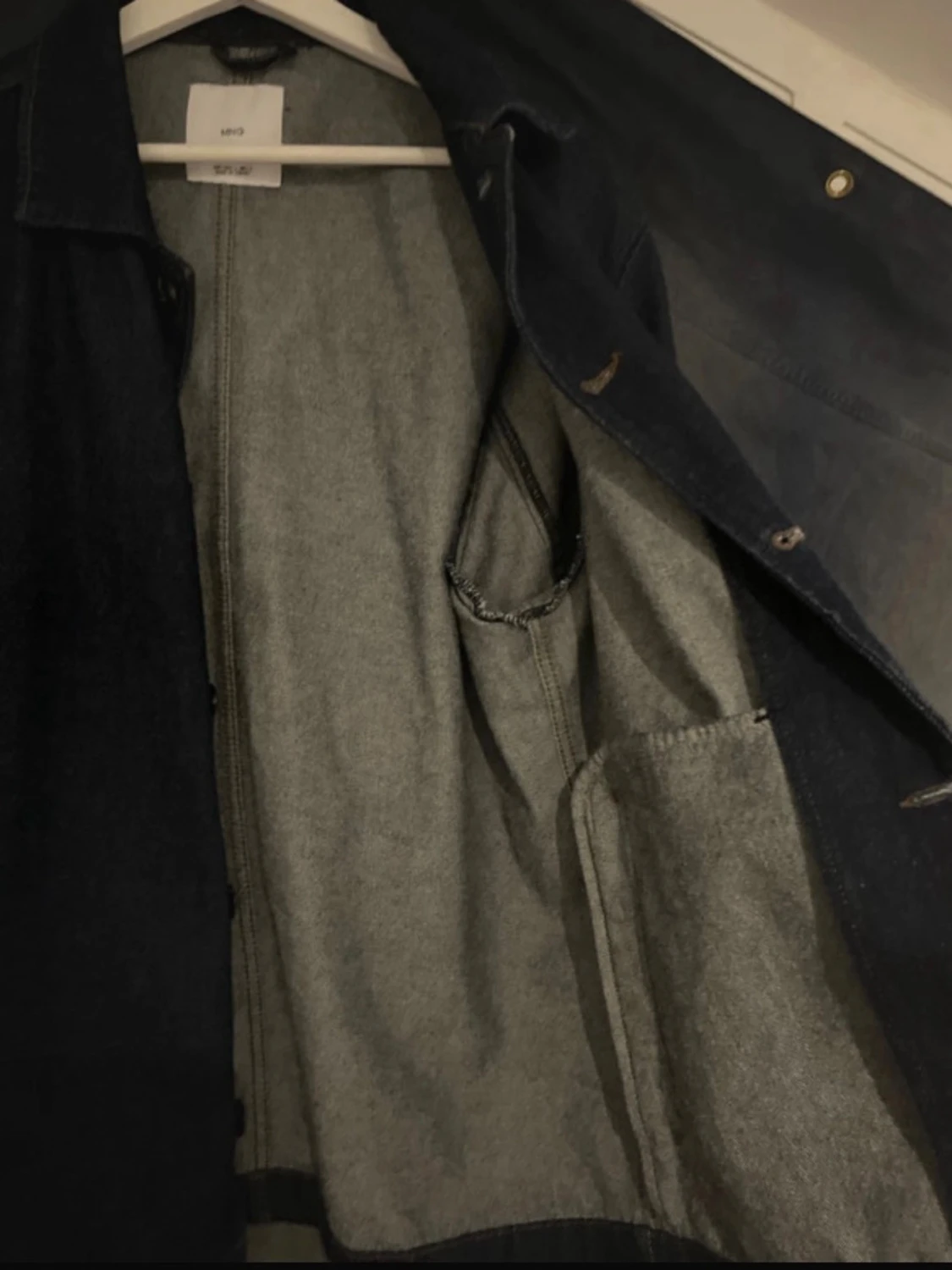 Mörkblå jeansjacka från MNG - 2