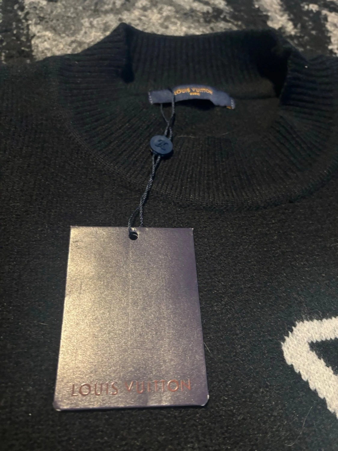 Svart stickad tröja med LV-logga - 4