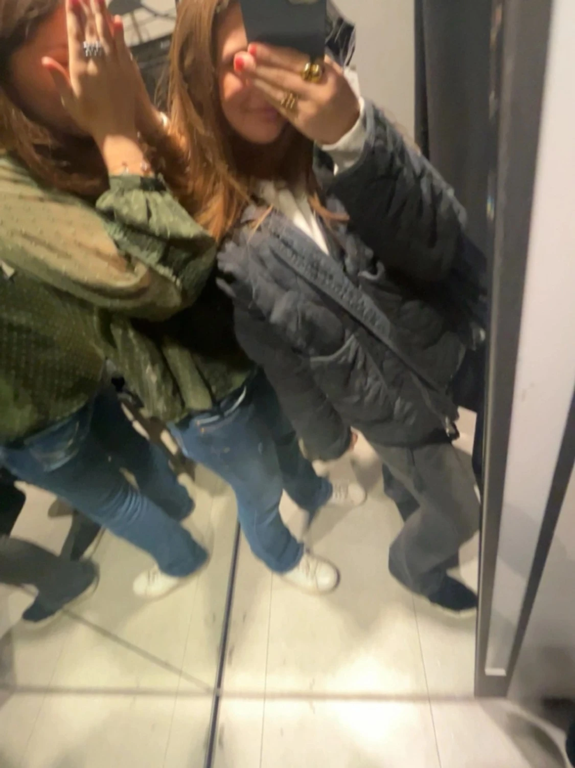 Svart axelväska med kedja - 3