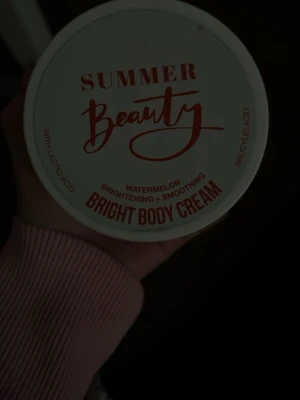  Body Cream - Bright Body Cream från Summer Beauty med doft av vattenmelon. Helt ny 