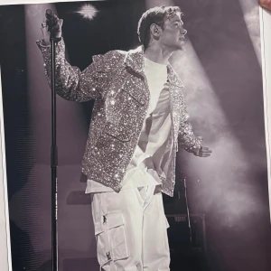 Bild på Martinus  - Säljer min Martinus poster för att den inte kommer till användning längre. Den är 40x50 cm.